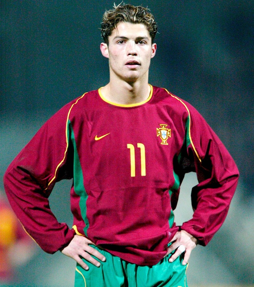 Криштиану Роналду Сборная Португалии 2003 год